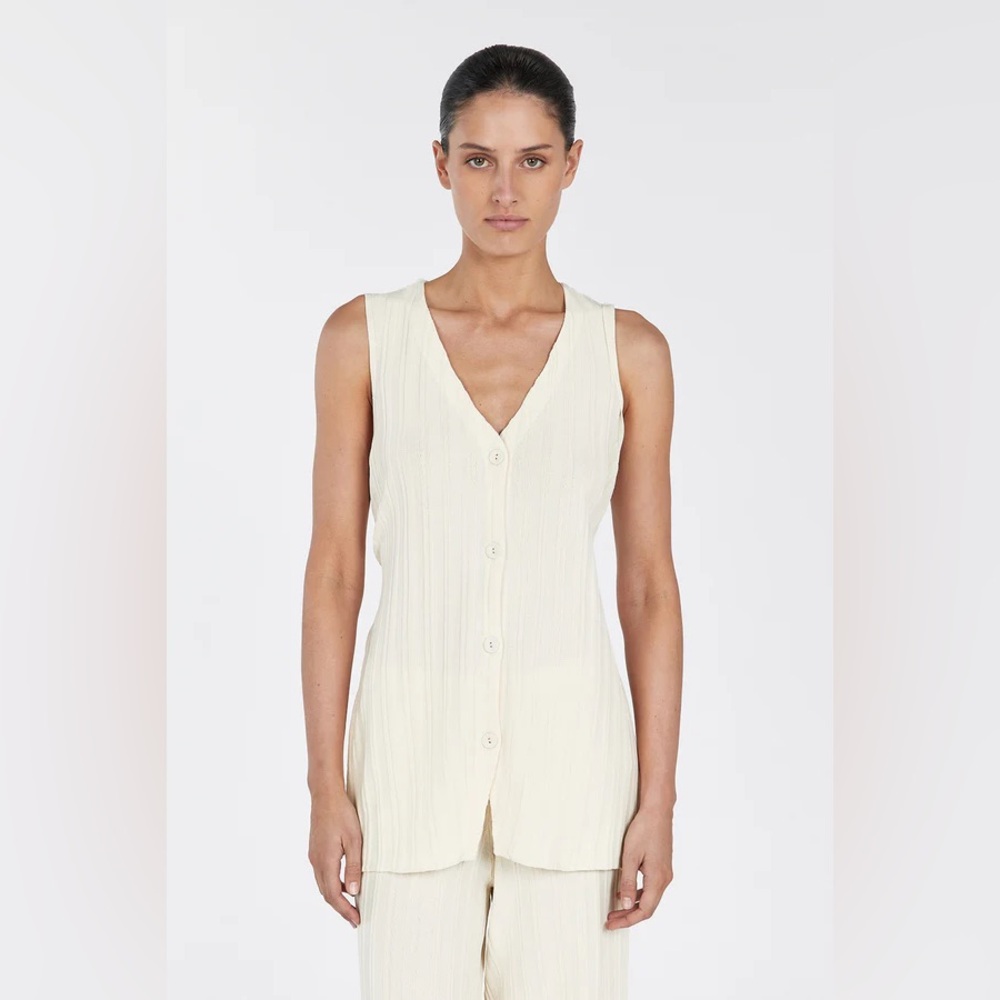 DISSH - SYLVIA CREAM LONGLINE VEST